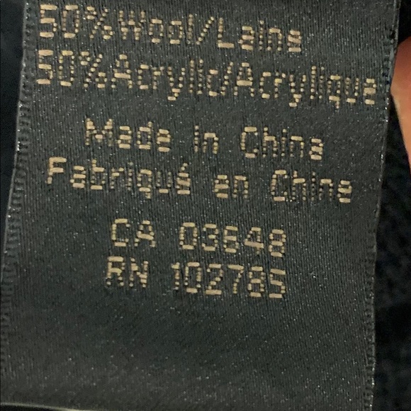 Sweater weather classic designer look black and cream - Picture 4 of 4